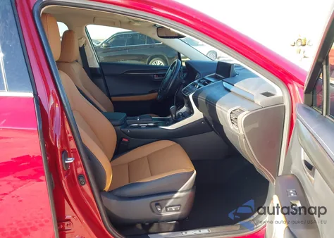 2021 Lexus Nx 300 z USA, uszkodzony, nr VIN JTJDARBZ0M2179243